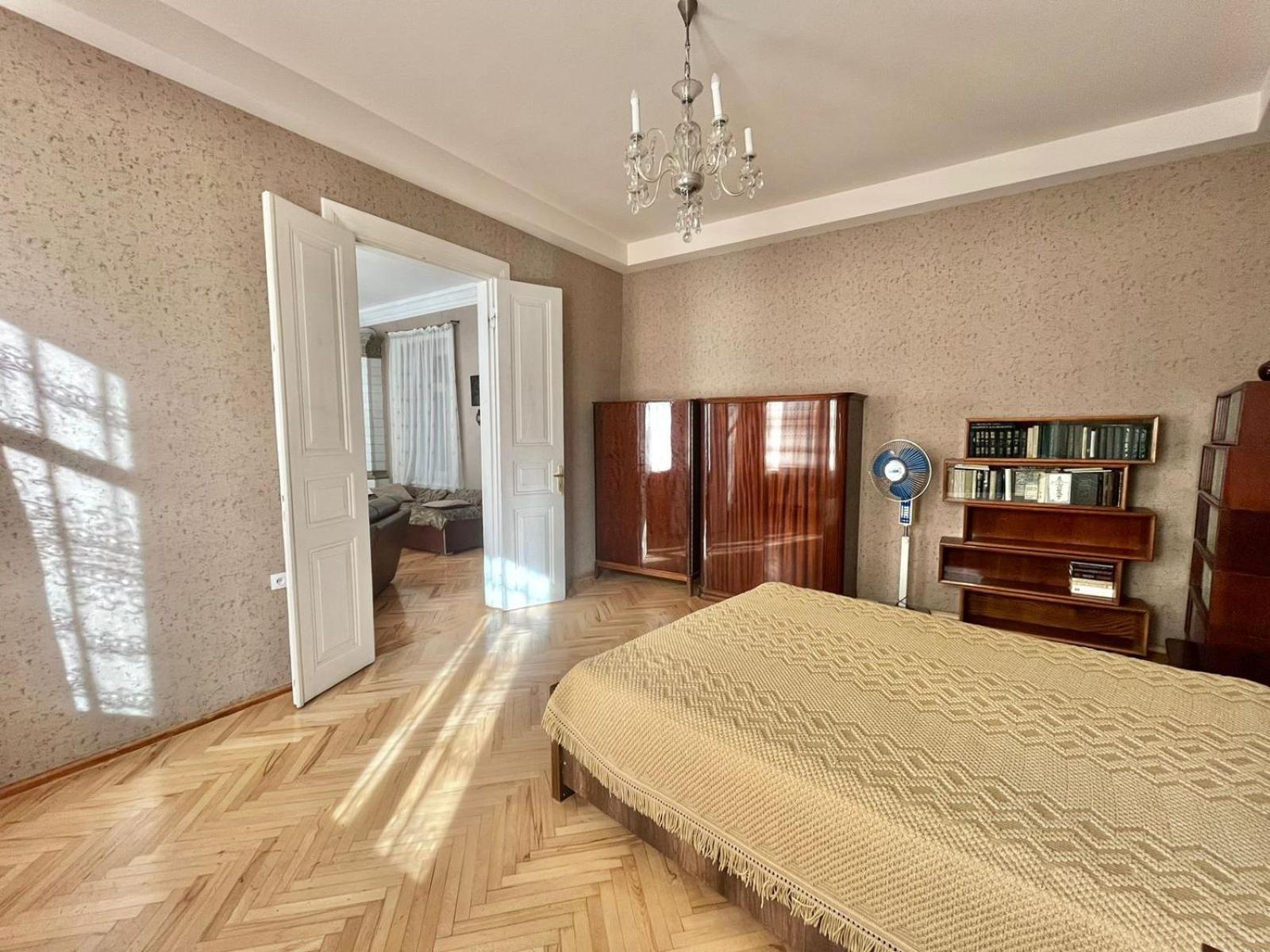 Apartment Down Town Group Tbilisi Exterior foto
